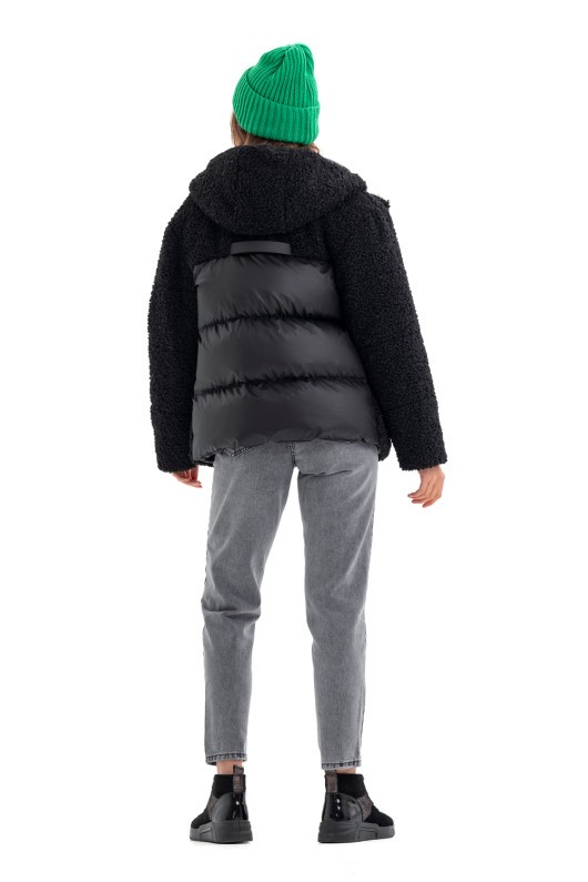 Короткий пуховик «Скай» чорний утеплене