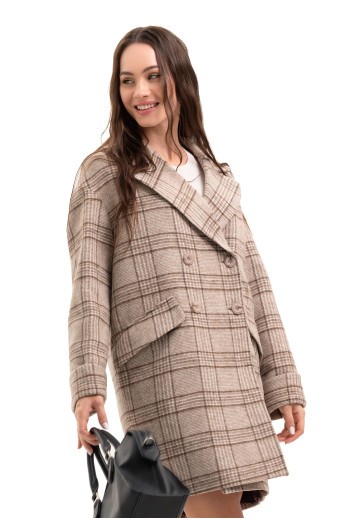 Легке оверсайз пальто «Жанет» капучино
