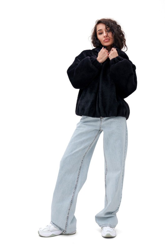 Коротка шубка з капюшоном «Люксі» чорна утеплене