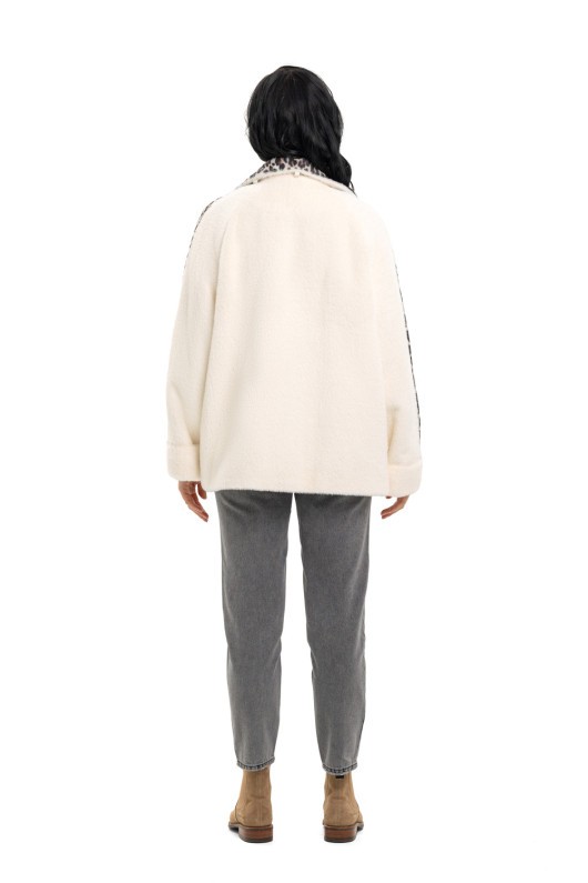 Коротке пальто на блискавці «Офелія» білий-леопард великий утеплене