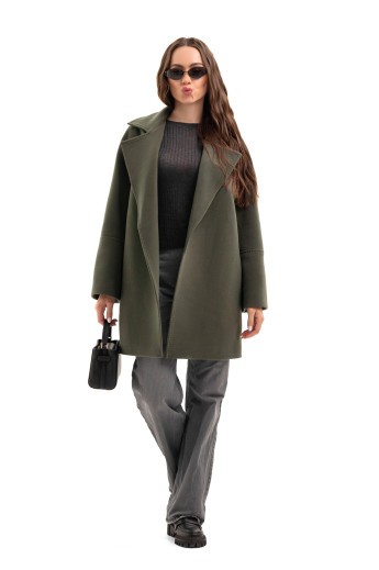 Коротке пальто на запах «Ема» оливковий